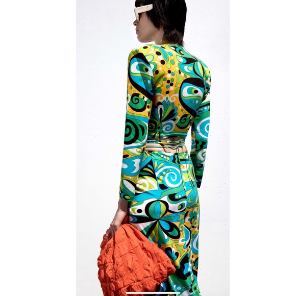 Zara printed skirt SET , coord set ,retro, stretch - Picture 5 of 15